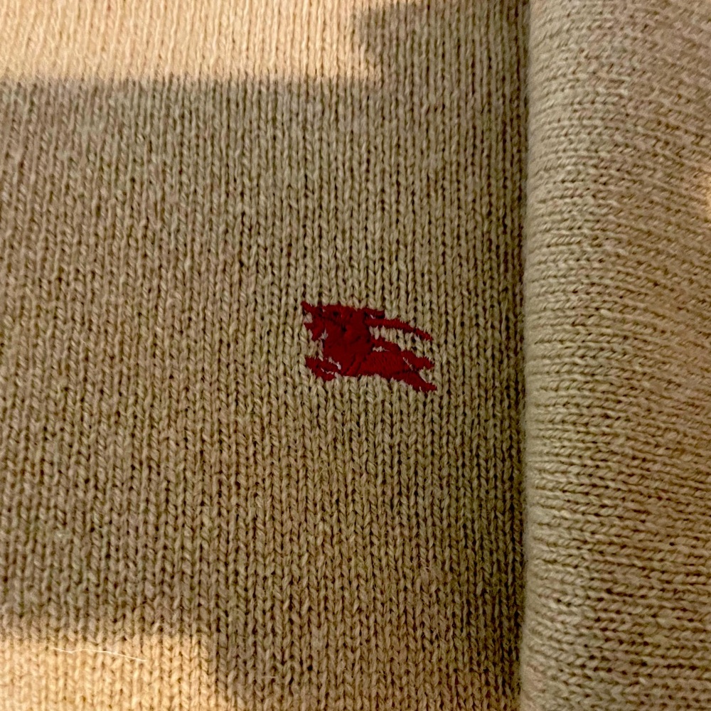 Burberry 100% Lambswool Sweater